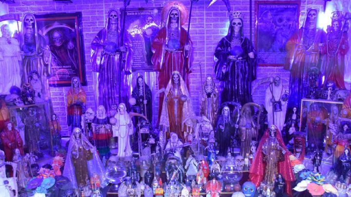 Así es por dentro el templo de La Santa Muerte en León
