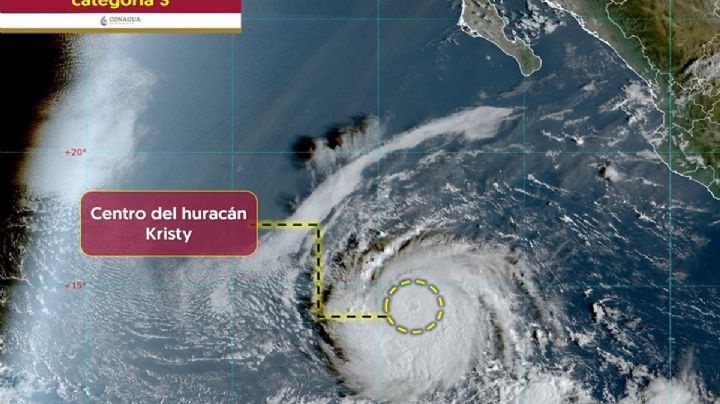 "Kristy" se intensifica a huracán categoría 5, alejándose de México