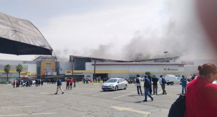 Ecatepec: Caos y alarma por incendio en Plaza Las Américas