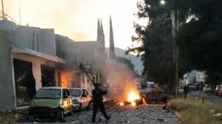 Así se escucharon los balazos y estallido de un coche bomba en Jerécuaro | VIDEO