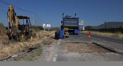 Reparan baches gigantes de Sierra de Lobos en menos de 48 horas