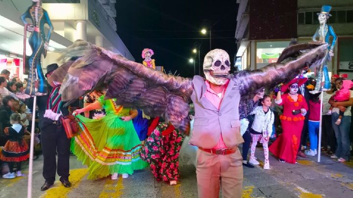 VIDEO: Así fue el Carnaval de Catrinas en el puerto de Veracruz