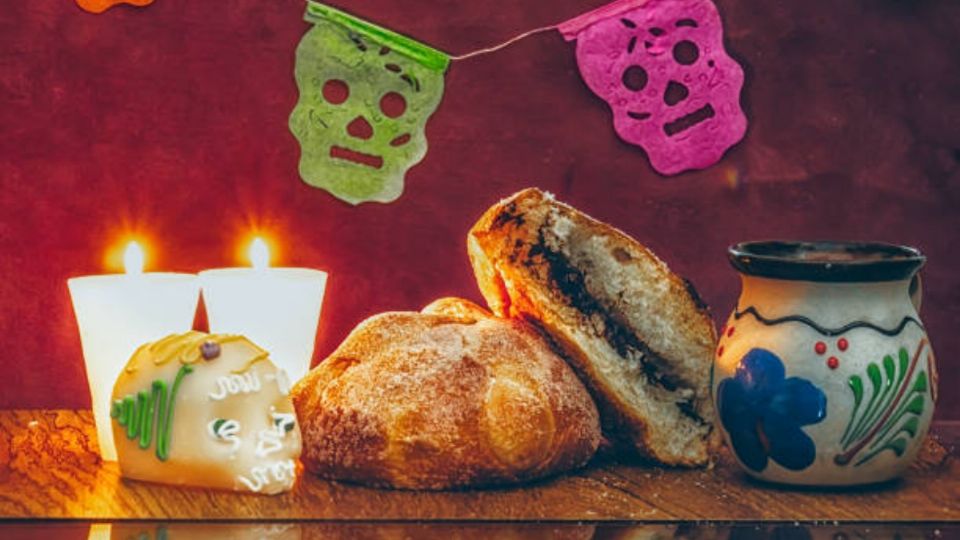 Los alimentos que se colocan las ofrendas de Día de Muertos fueron los predilectos de los difuntos