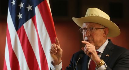 Ken Salazar responde a Gertz: “México debería celebrar captura de 'El Mayo'”