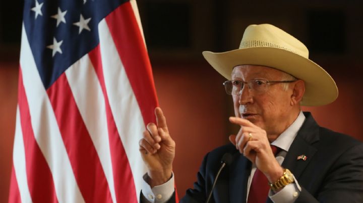 Ken Salazar responde a Gertz: “México debería celebrar captura de 'El Mayo'”