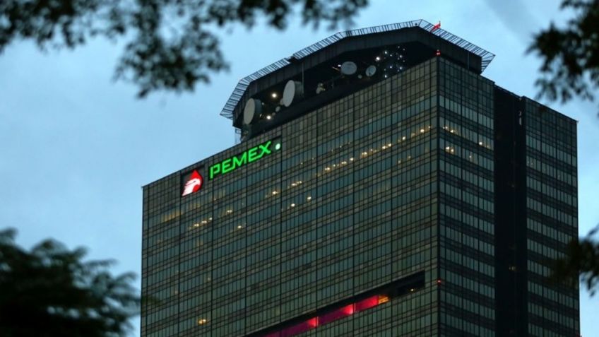 Pemex pide a la BMV autorización para cotizar 3,800 mdd