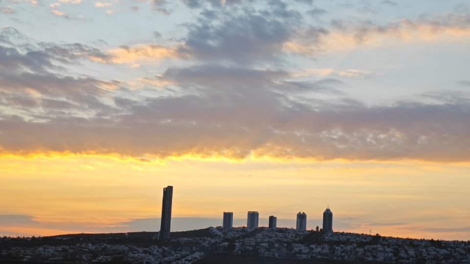 Puesta de Sol en León.