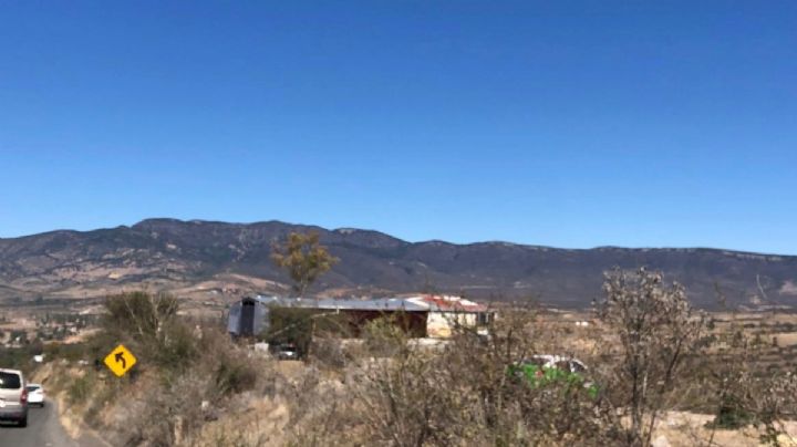 Asalto a mano armada y robo de vehículos en carretera León-Comanja de Corona