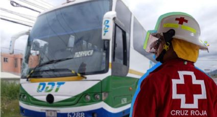 Chofer de autobús ODT de Tizayuca trata de fugarse tras accidente, es arrestado