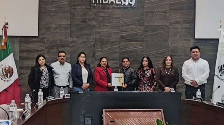 Ingresa PRD solicitud para convertirse en partido político local