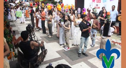 Artes UV dedicó performance a colectivos de búsqueda