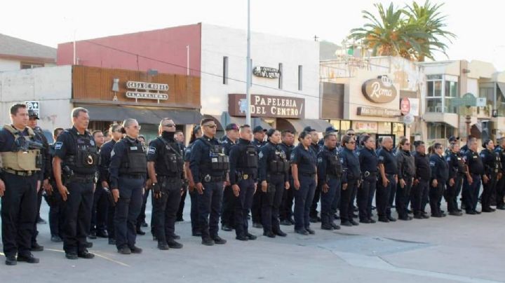 Baja California ordena revisión de confianza a 10 mil policías