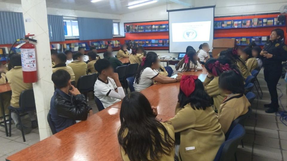 Este beneficio económico se entregará primero a estudiantes de secundaria