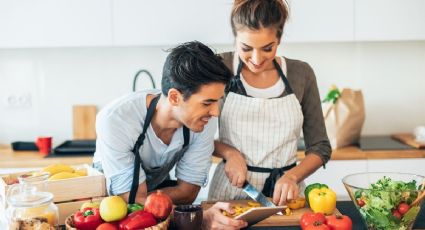 ¡Toma nota! Estos son los 4 tips de cocina que debes conocer antes de los 30 años