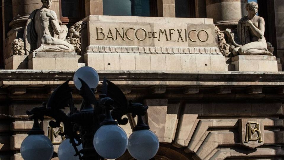 Por tercera ocasión consecutiva Banxico redujo la tasa de interés