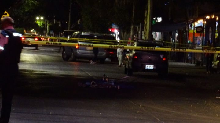 Un ciclista perdió la vida en pleno tráfico del puente