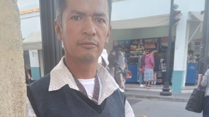 Alejandro es barrendero en Pachuca, encontró un iPhone y busca regresarlo a su dueño