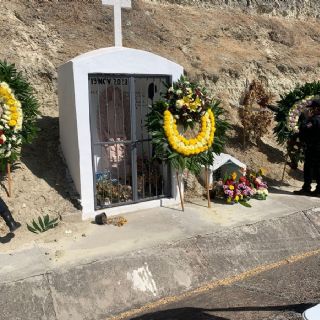 Masacre Teocaltiche: Habitantes homenajean a militares asesinados