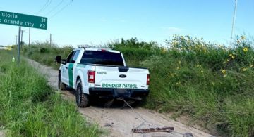 Texas ofrece terrenos a Trump para encerrar migrantes