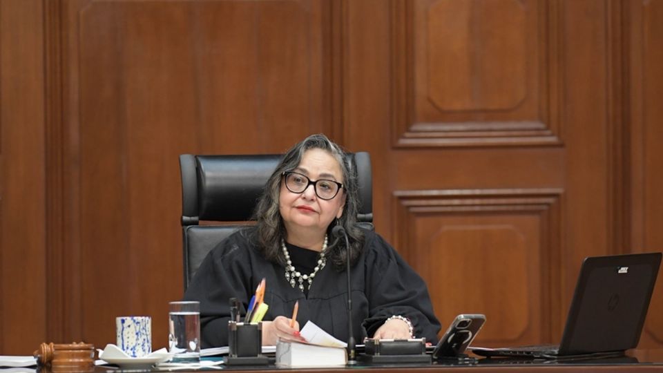 La ministra presidenta de la Corte asistió al décimo sexto Encuentro Jurídico Universitario y la Exposición Jurídica Literaria del Poder Judicial de la Federación.