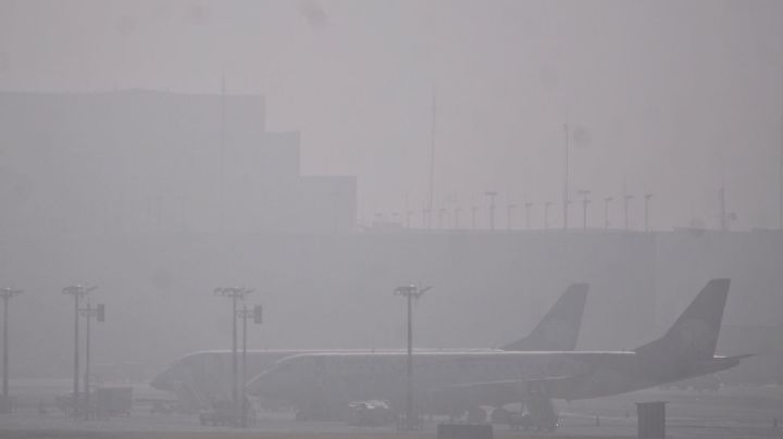 CDMX amaneció cubierta por neblina; AICM reanuda vuelos