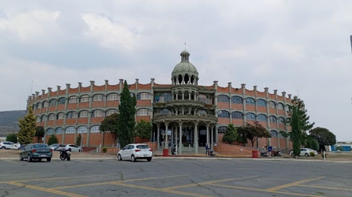 ¿Quién es el dueño de la Universidad La Salle en Pachuca?