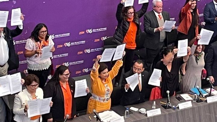 Defensoría gratuita a mujeres en CDMX y 100 casas para su cuidado, anuncia Brugada