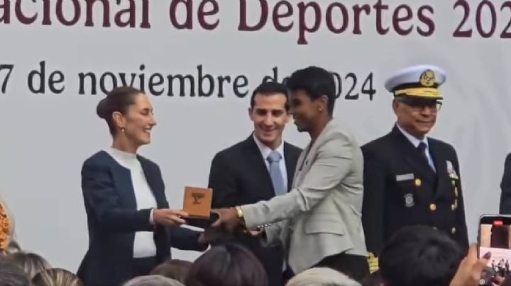 Esto es lo que recibió Prisca Awiti de premio nacional por su medalla de plata