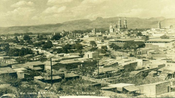 Así se veían la Catedral y otros templos en León en 1920