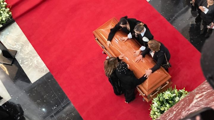 Dan último adiós a Silvia Pinal en el Palacio de Bellas Artes