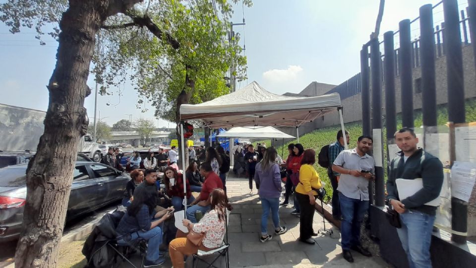 Trabajadores del Poder Judicial en el Palacio de Justicia, en San Lázaro