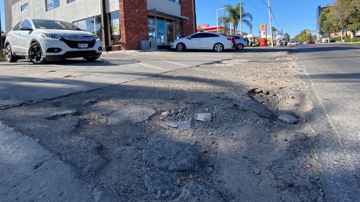 'A mordidas': Se acabaron el concreto del Auto Mac Plaza Mayor