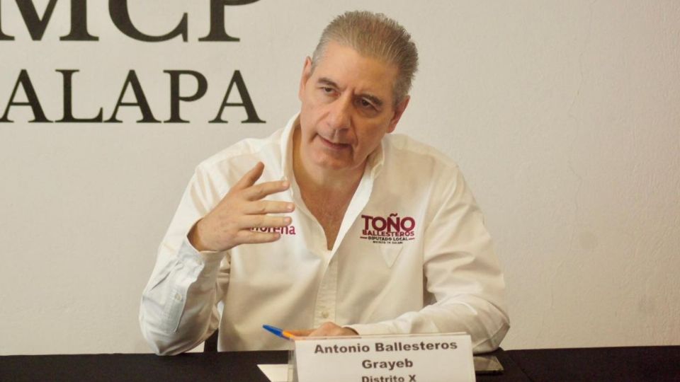 Antonio Ballesteros se descarta como candidato a la alcaldía de Xalapa