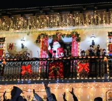 Navidad en las montañas: Santa, caída de nieve, villa iluminada y más en Real del Monte