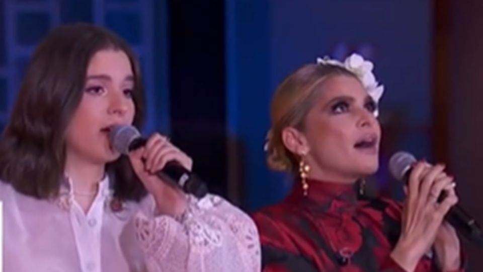 “Las Mañanitas” junto a su hija María Itatí