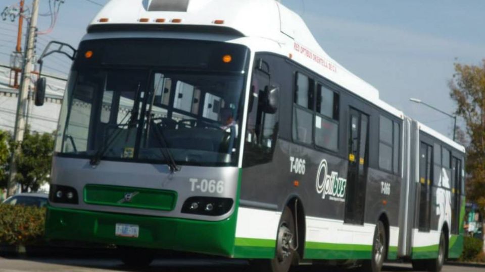 Piden concesionarios aumento de 3 pesos en el costo del pasaje del transporte público.