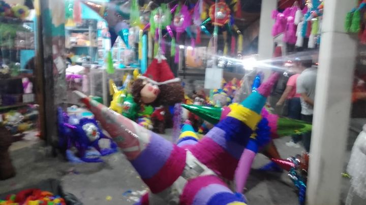 Piñatas de picos de más de 2 metros, ¿Dónde las elaboran?