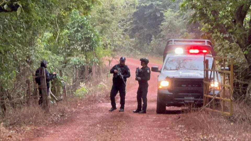 Enfrentamiento entre policías estatales y delincuentes, deja 1 muerto y 2 lesionados en Sayula