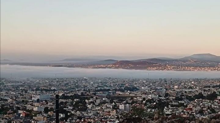 Densa neblina sorprende a habitantes en Pachuca; así amaneció la ciudad | FOTOS