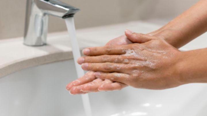 ¿Eres de los que se lava las manos todo el tiempo? Esto dice la psicología