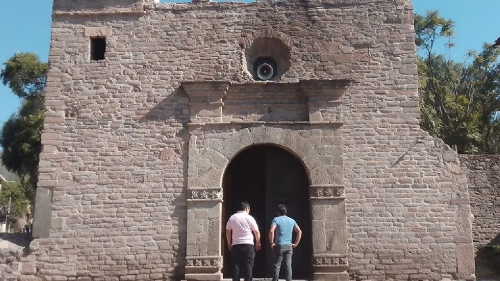 Investigan daños en la capilla de Santa Cecilia Acatitla