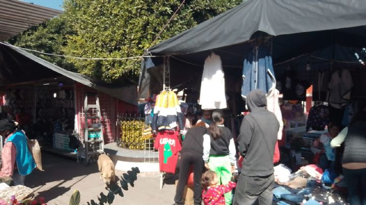 Inseguridad golpea a comerciantes tras incendio en bazar navideño de Teoloyucan