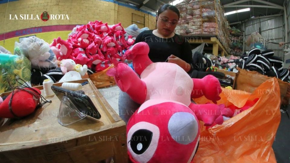 Peluches mexiquenses de Xonacatlán recorren todo el país