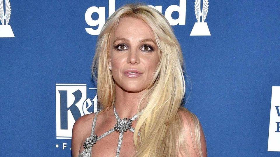 Regresa a los escenarios y a la música