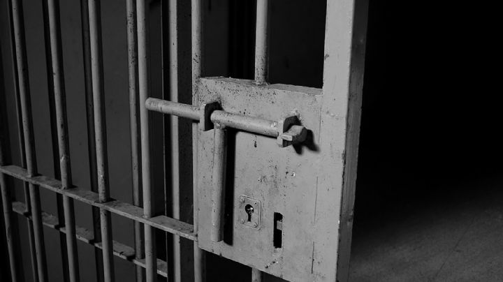 Insuficiencia de colchones y colchonetas evidencia la CDHEH en las barandillas