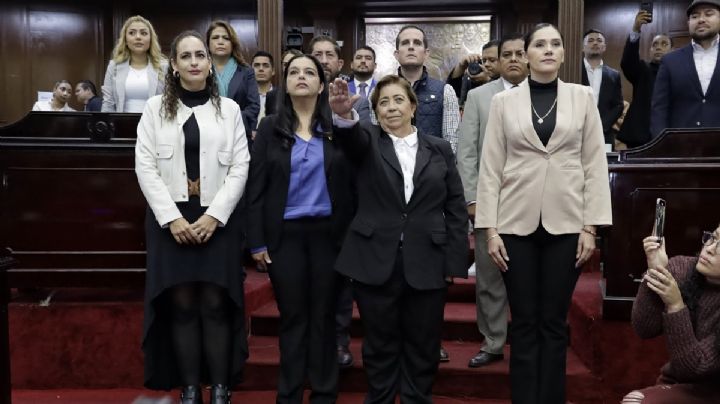 Pese a violencia, síndica asume alcaldía de Cotija y dice no tener miedo