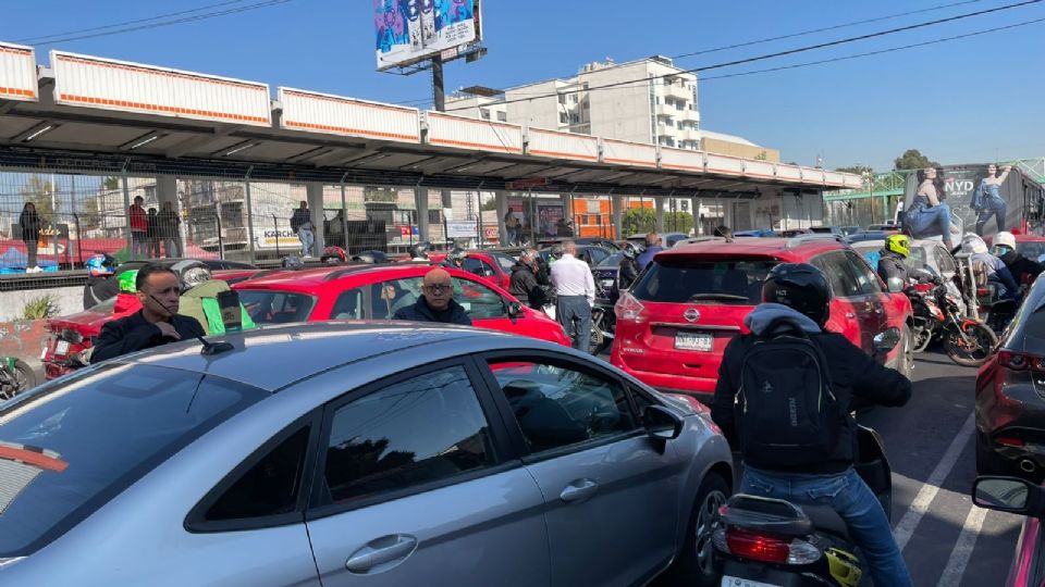 Tlalpan: Comerciantes retiran bloqueo en Eje 5 y Churubusco