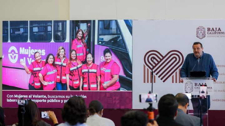 113 "mujeres al volante" operarán transporte público y privado en Baja California