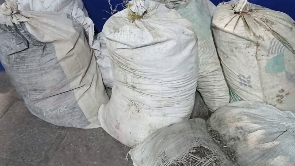 7 Hombres fueron detenidos en la mina del cubo al ser descubiertos cuando estaban extrayendo minerales la mina de El Cubo