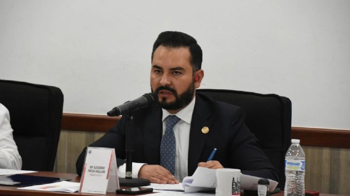 Esto dijo Alejandro Enciso de acusaciones de baja productividad en la Comisión que preside